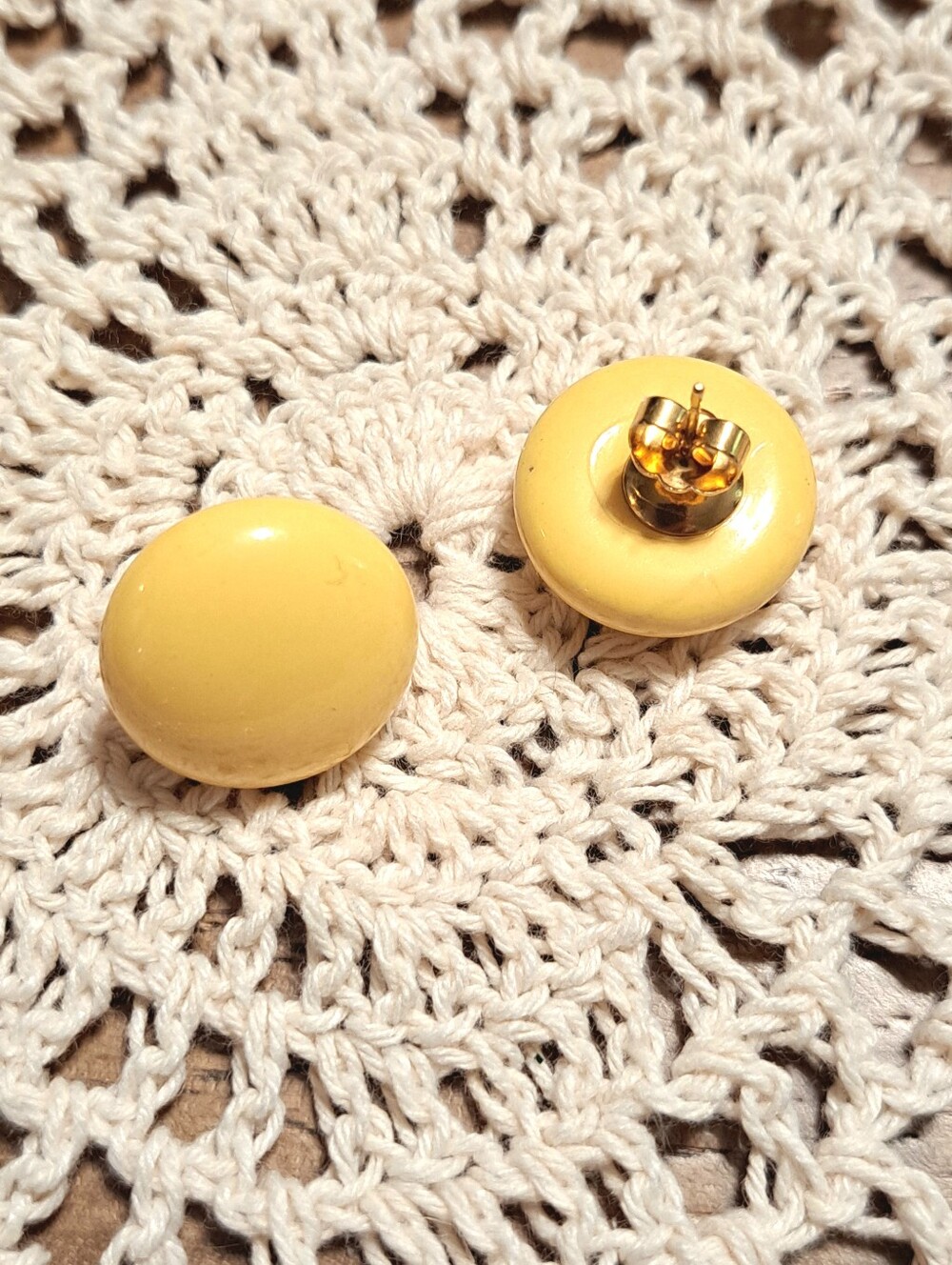 Vintage Round Yellow Stud Earrings